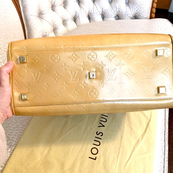 LOUIS VUITTON TOMPKINS SQUARE VERNIS Bag- Excellent Condition - Picture 6 of 13